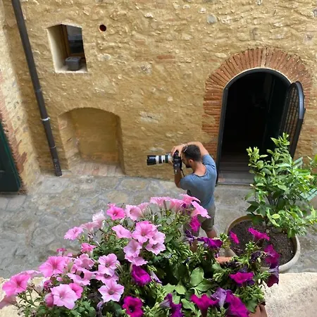 Campora House ゲストハウス 3*