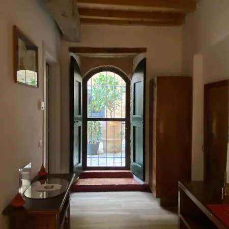 Campora House ゲストハウス